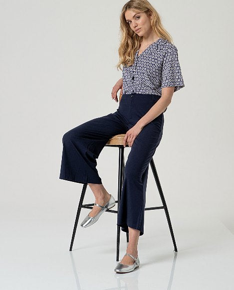 Surkana Cropped Pants Navy Blue