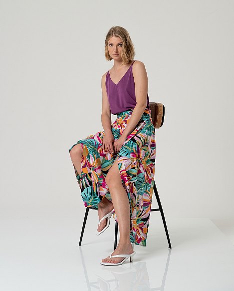 Surkana V-Neck Strap Top Purple