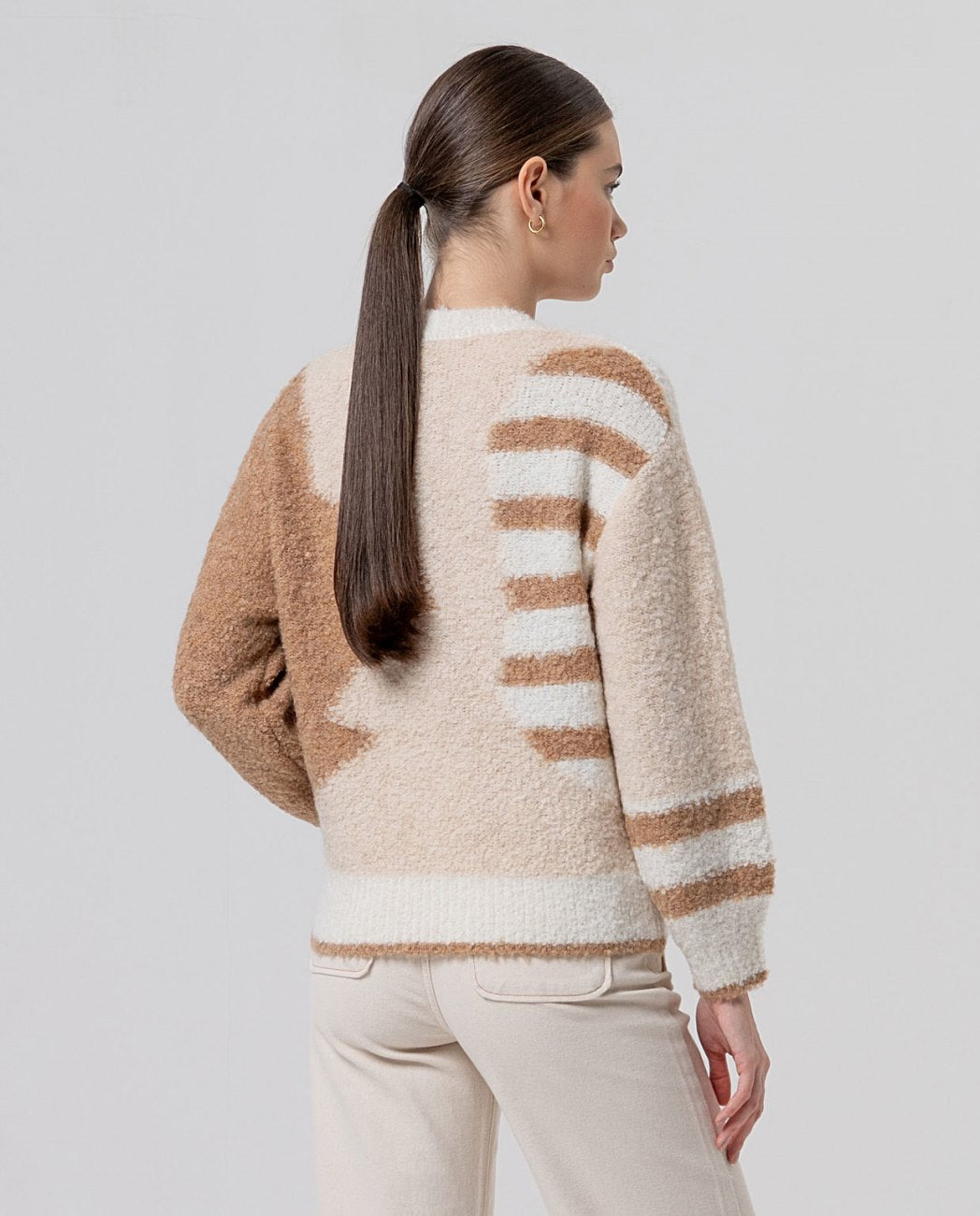 Surkana Intarsia crew neck sweater Beige