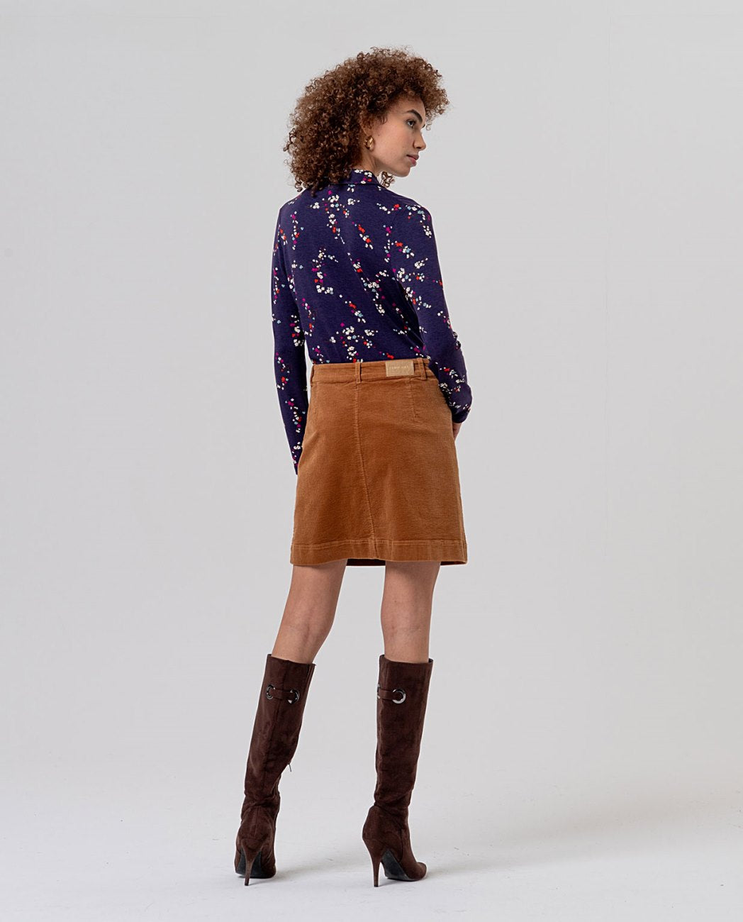 Surkana Mini skirt with patch pockets Toffee