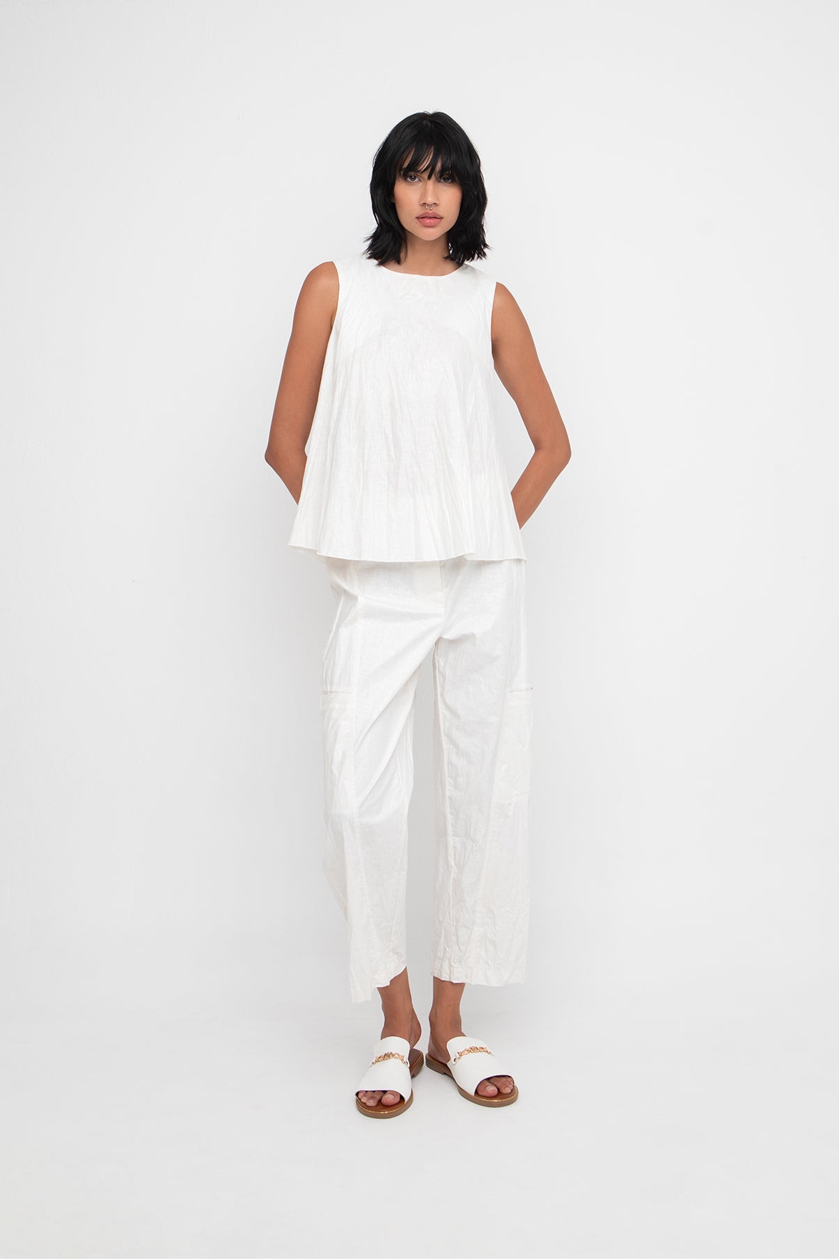 OZAI N KU Trousers Cream