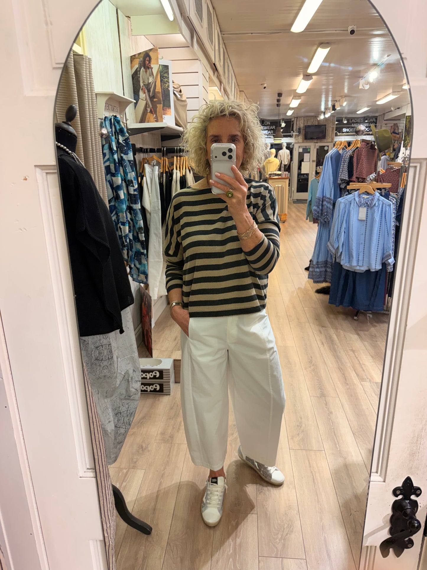 NEIRAMI Boat Neck SWEATER