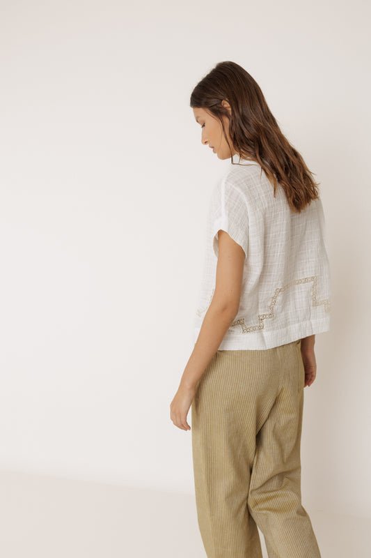 Indi & Cold Sleeve Embroidery Shirt