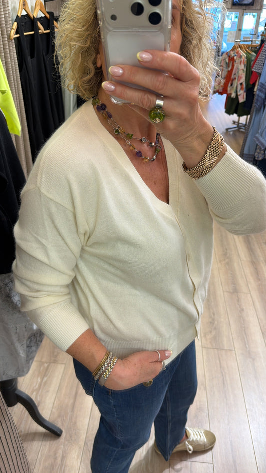 Twns Aspen Long sleeved V-Neck Cardigan Off White