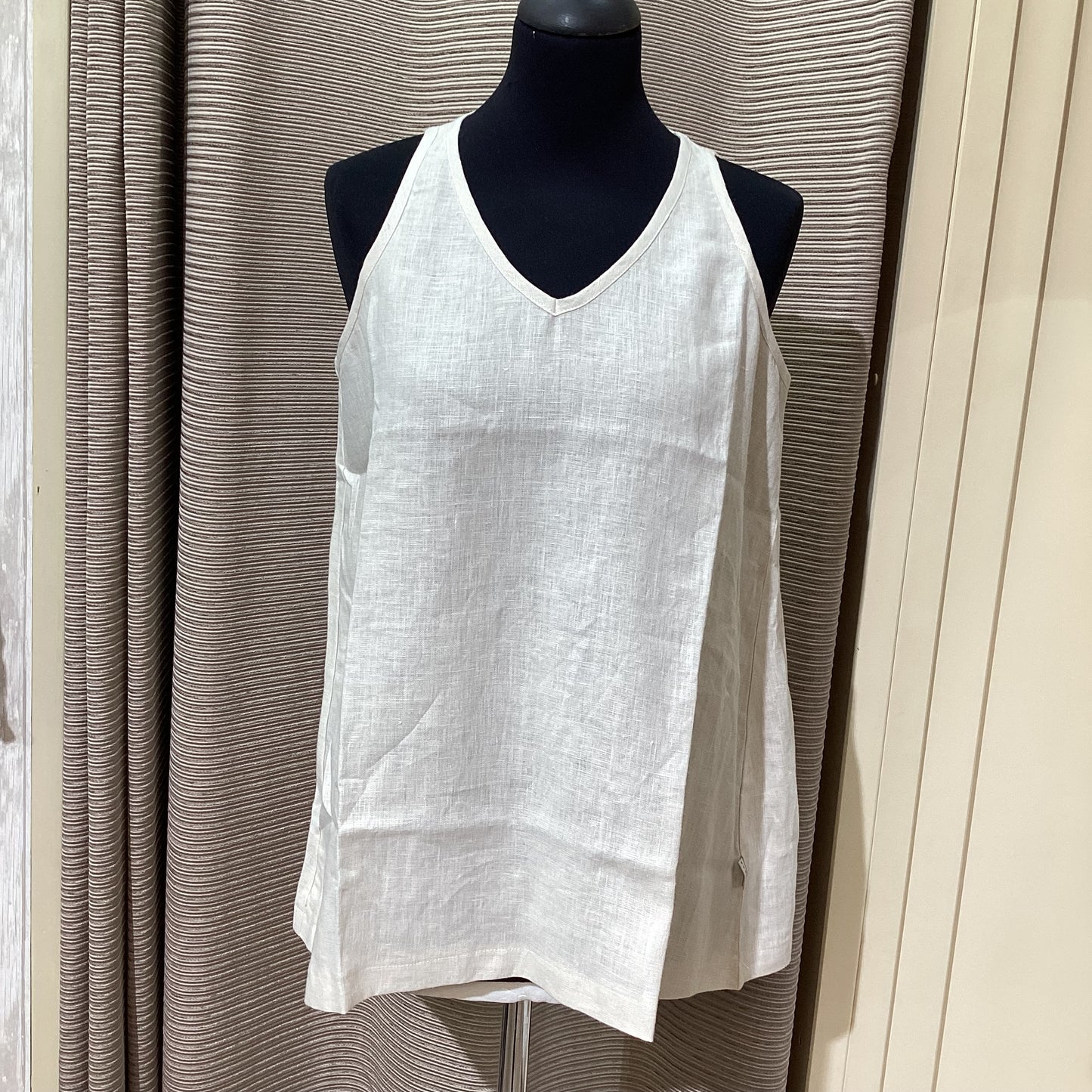 Luukaa V-Neck Linen Top Anthracite