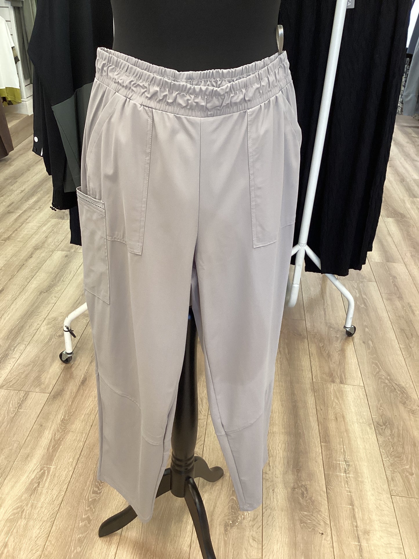 Naya Wide Patch Pocket and Seam Trousers Taupe