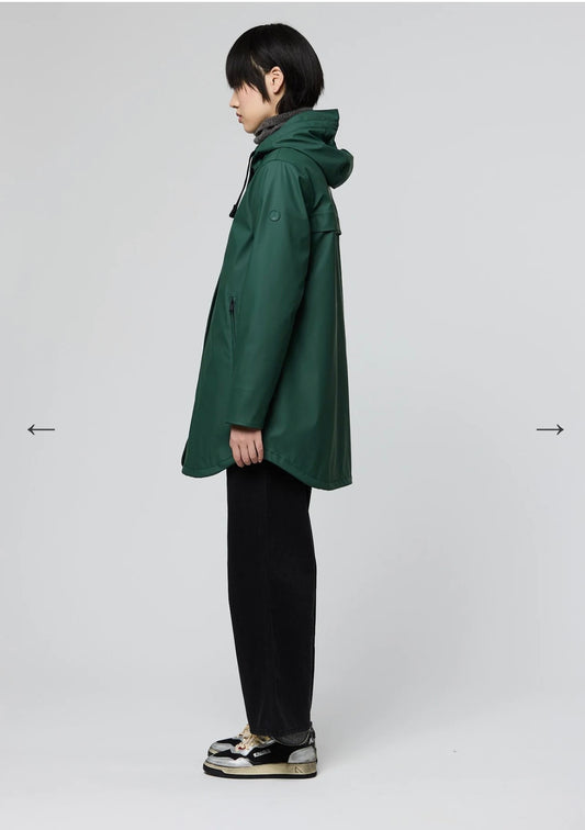 Tanta Snow Coat Garden Topiary