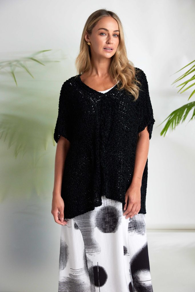 Naya Vee Neck Waffle Effect Knit Black