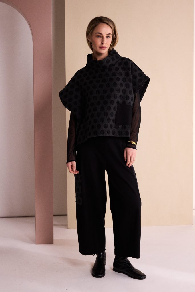 Naya Wide Leg Trouser With Jaquard Spot Panel