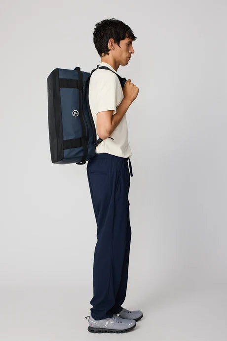 Iji Navy Bag