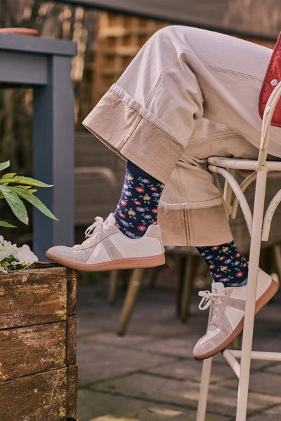 HJ545 Ladies Ditsy Floral Comfort Top Sock