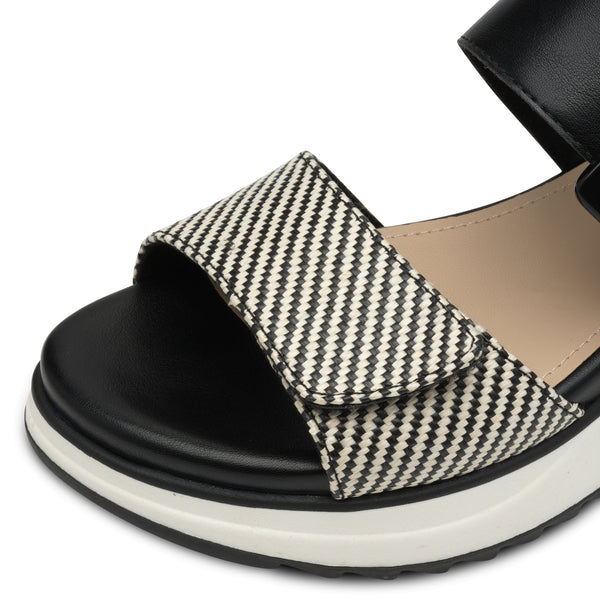 S.Oliver Wedge Sandal- Black