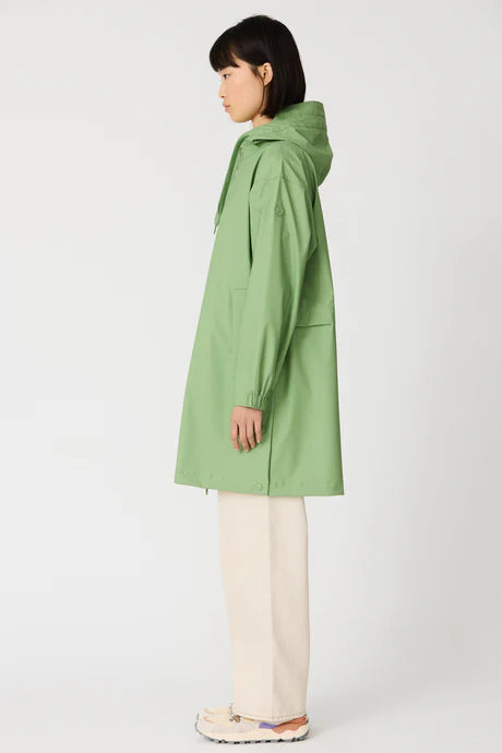Tanta Ondina Turf Green