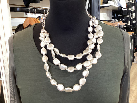 Triple Layer Short Necklace Silver