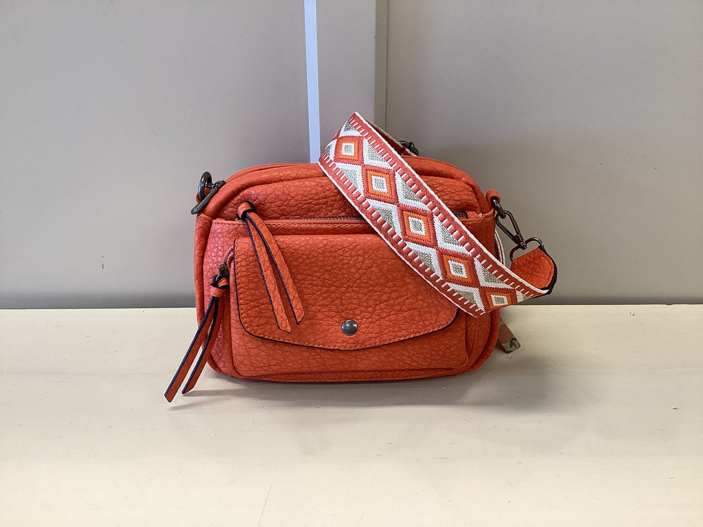 Plain 2 strap Pocket Bag