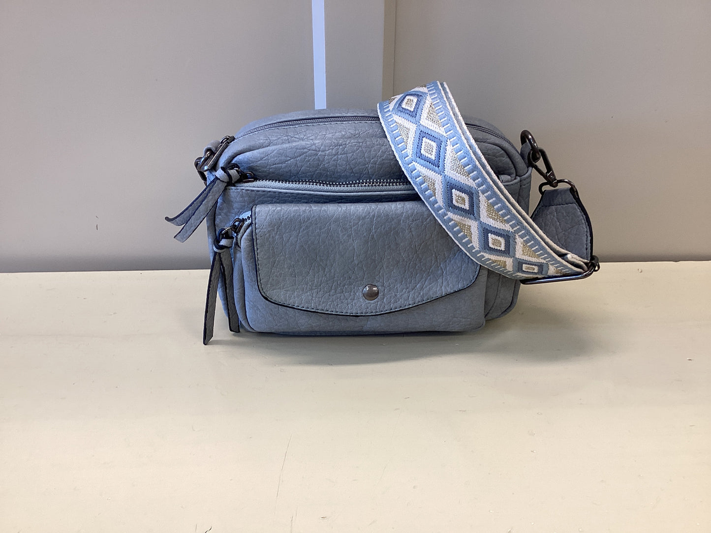 Plain 2 strap Pocket Bag