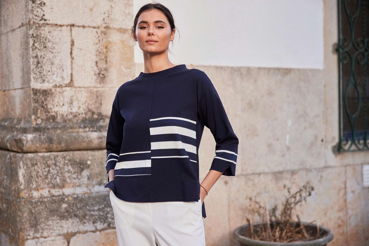 Peruzzi Stripe Top Navy