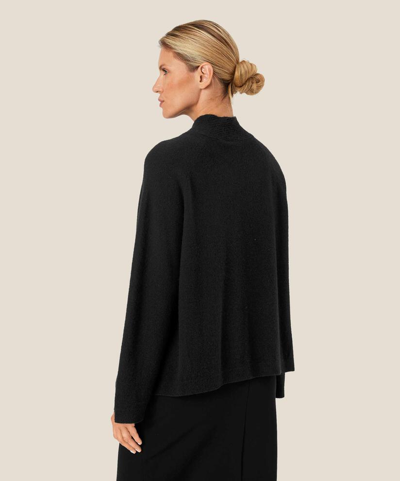 Masai Fadeya Sweater-Black
