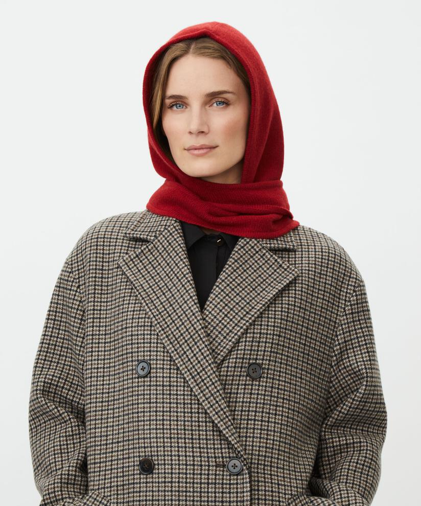 Masai Rhen Hooded Scarf Tibetan Red