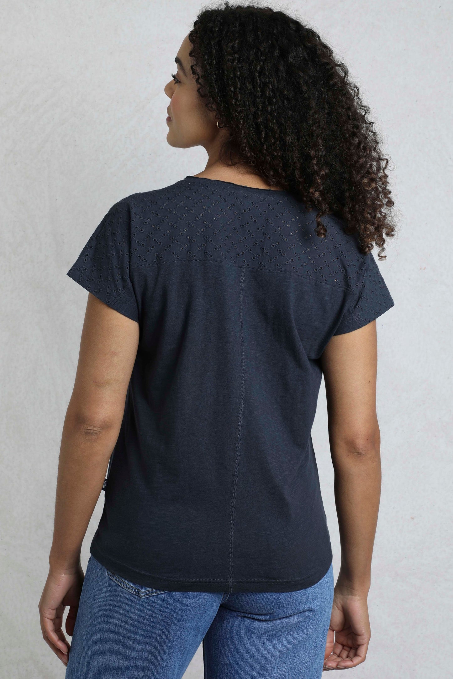 Pernille Cutaway Tee Navy