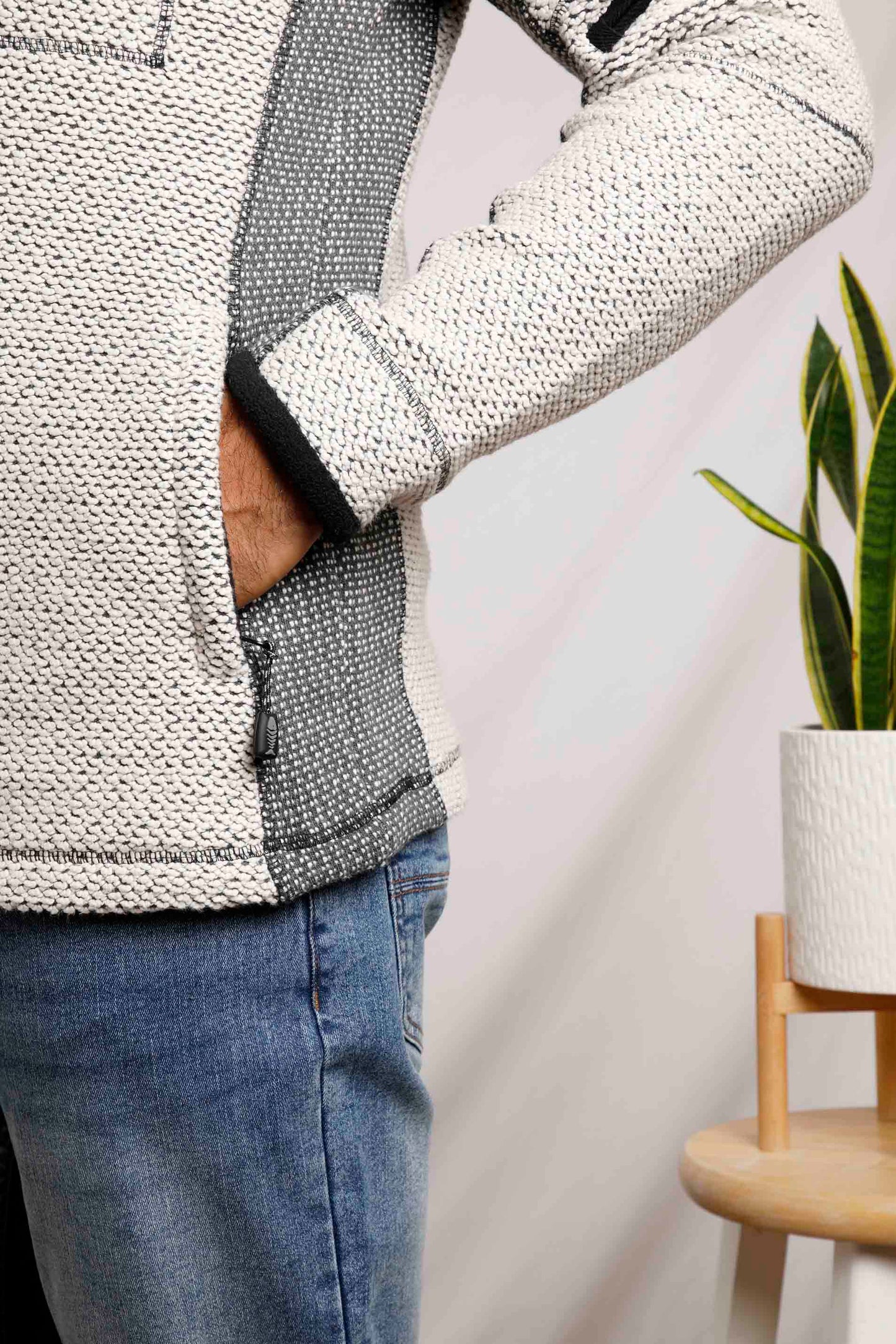 Weird Fish Caddis 1/4 Zip Eco Macaroni Ecru