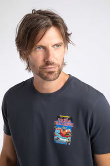 Weird Fish House Of The Dragonfish Artist T-Shirt Navy