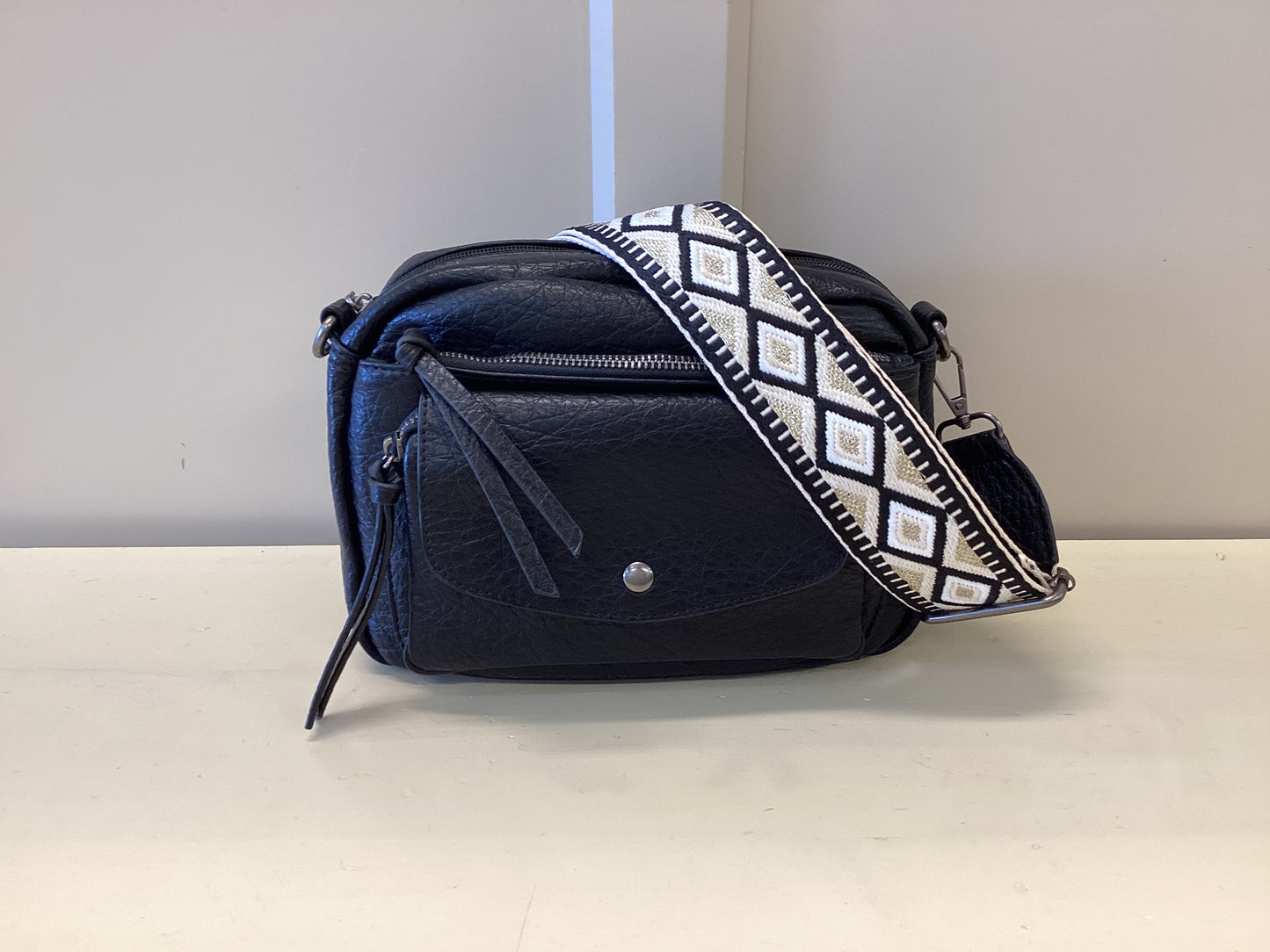 Plain 2 strap Pocket Bag