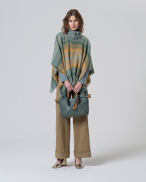 Surkana Plaid Poncho with Zipper Blue