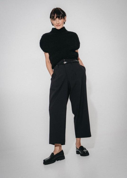 Jane Lushka Roby Sensitive Tech Fabric Black