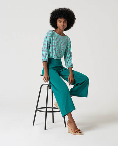 Surkana Stretch Solid Cropped Pants Emerald