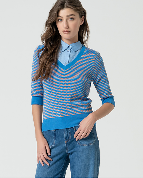 Surkana V-Neck Sweater Blue