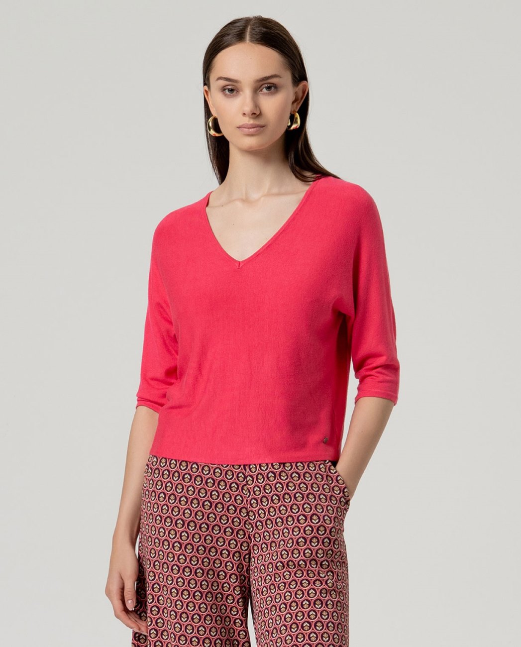 Surkana Batwing V-Neck Sweater Rose