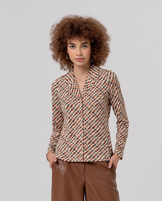 Surkana Lapel collar blouse Ecru
