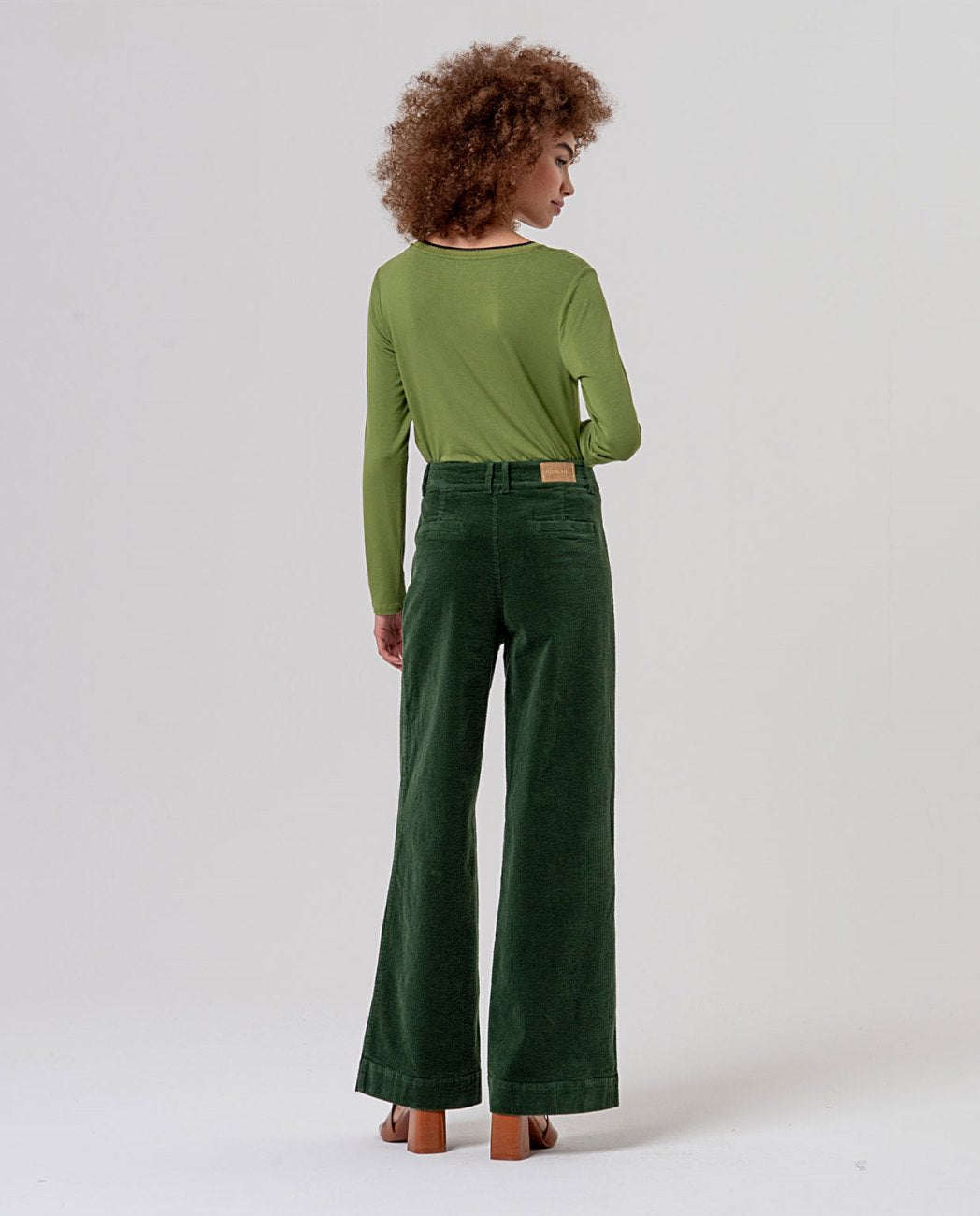 Surkana Wide-leg trousers with patch pockets Khaki