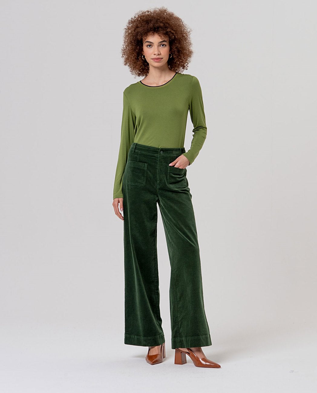 Surkana Wide-leg trousers with patch pockets Khaki