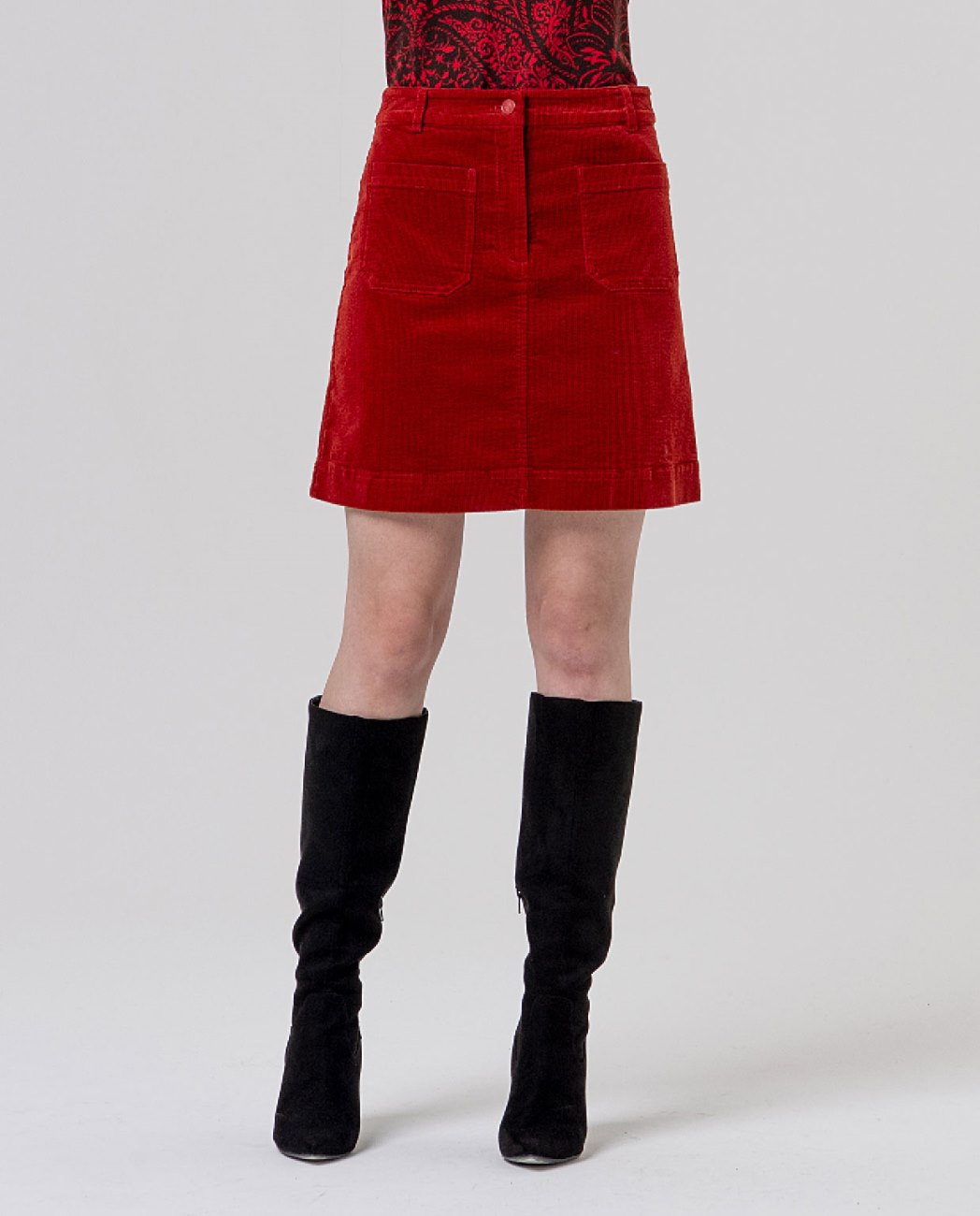 Surkana Mini skirt with patch pockets English Red