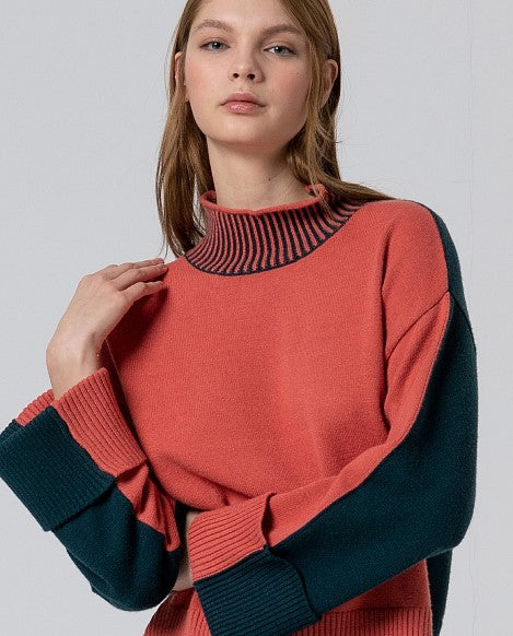 Surkana 2 Tone Sweater Tile