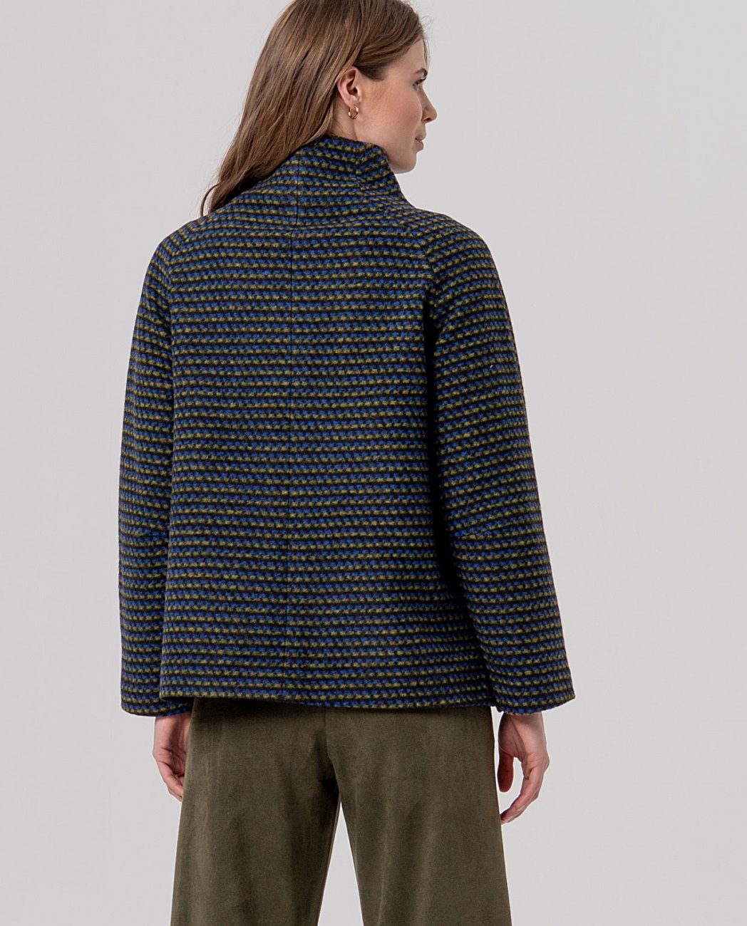 Surkana High neck short coat Green