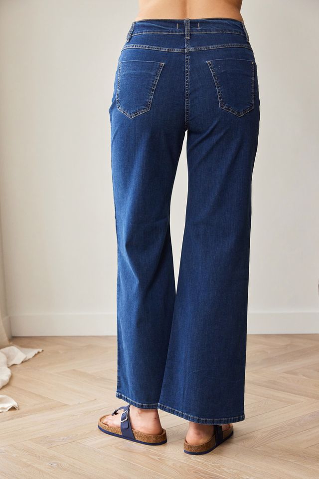 Peruzzi Wide Leg Jeans