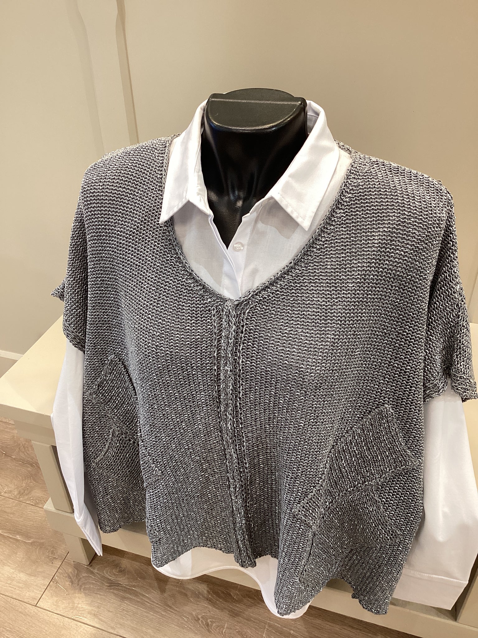 Naya Square Oversize V Neck Knit Slate