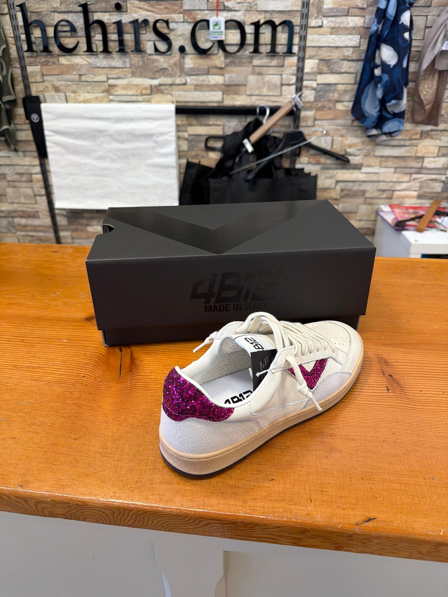 4B12 Playnew Trainers WHITE/FUXIA