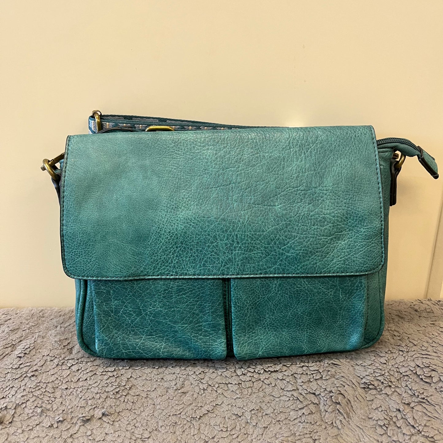 Double Pocket 2 Strap Bag