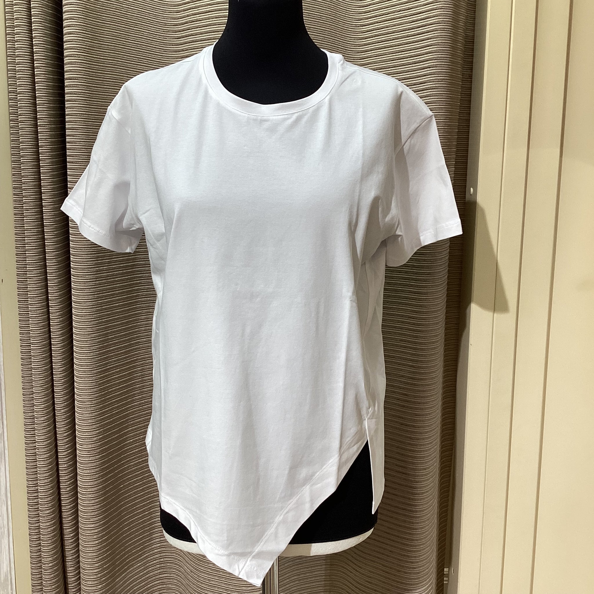 Naya Jersey Top With Cut Out- White