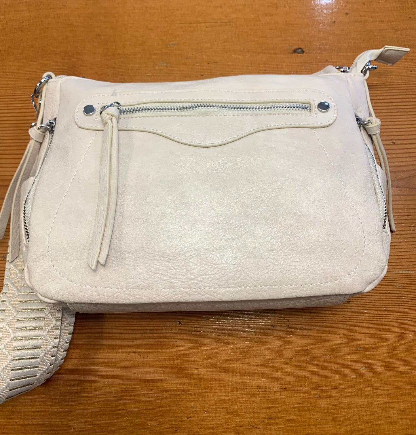 Vegan Medium Top Zip Bag