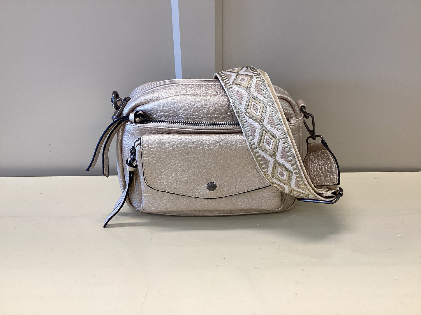 Plain 2 strap Pocket Bag