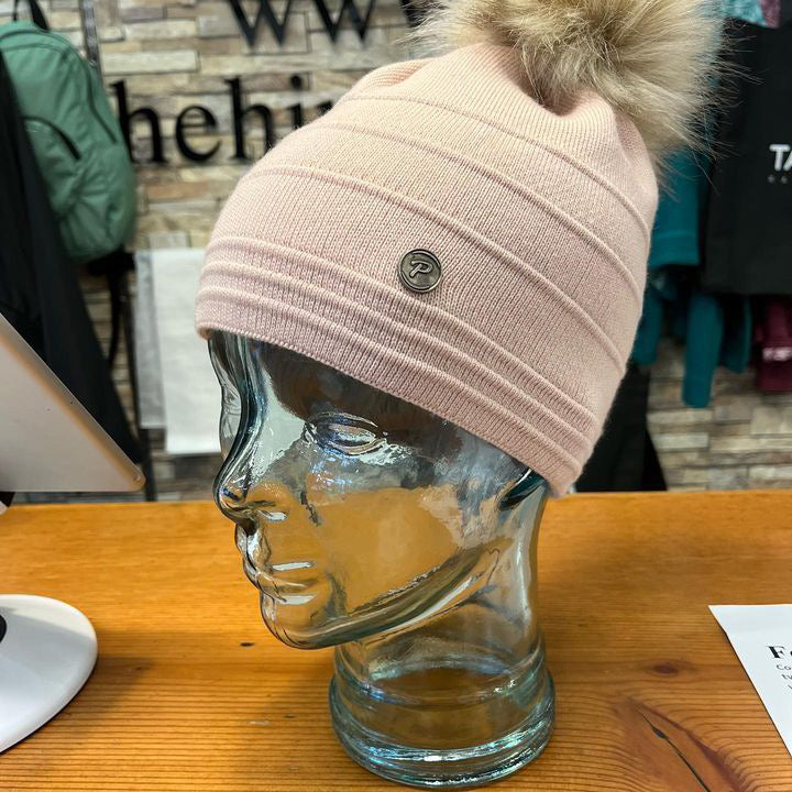 Peruzzi Textured Hat