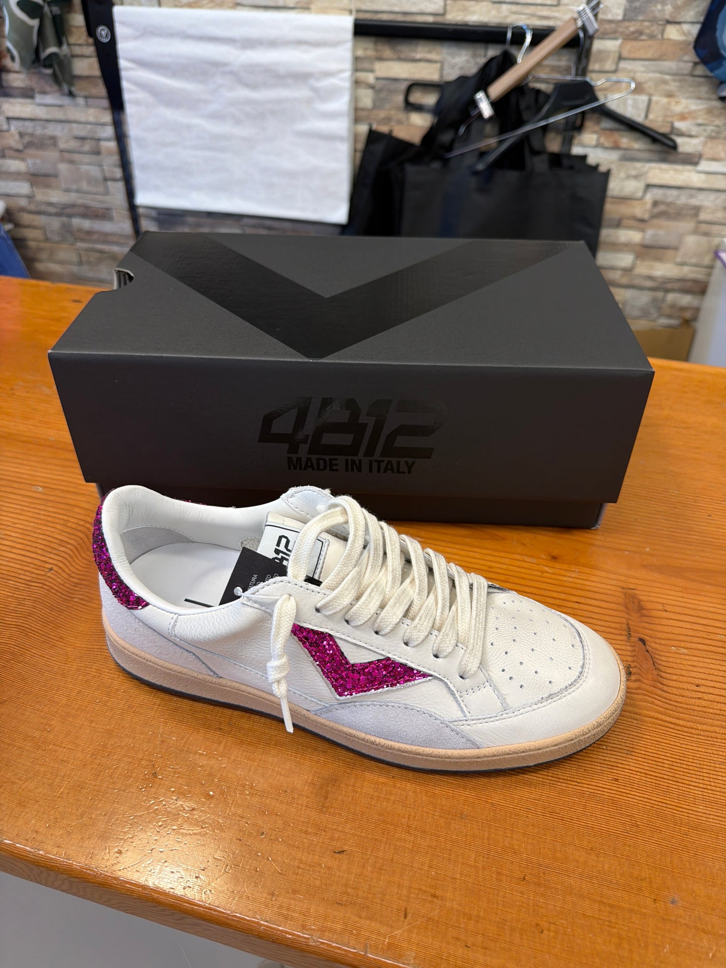 4B12 Playnew Trainers WHITE/FUXIA