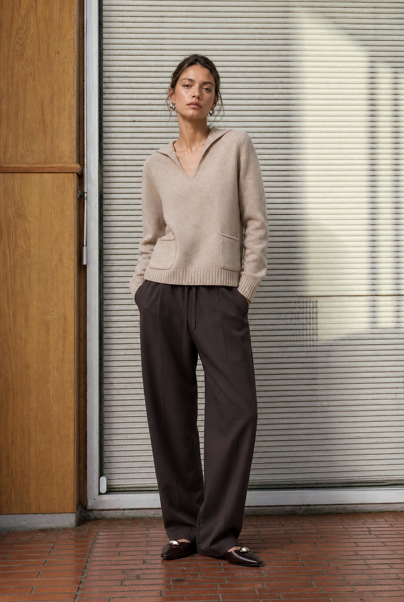 Jane Lushka V-neck Dyed Viscose Pullover Camel