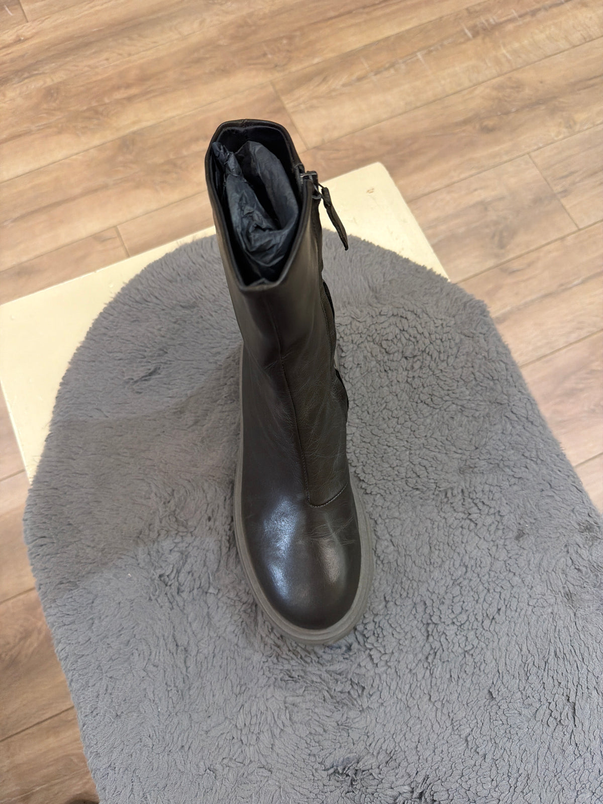 Ernesto Dolani Santiago Boot