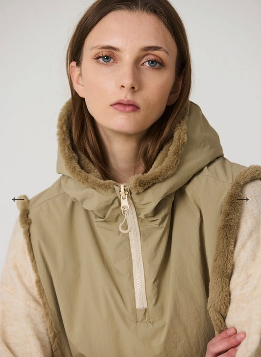 Tanta Bing Hood Coriander